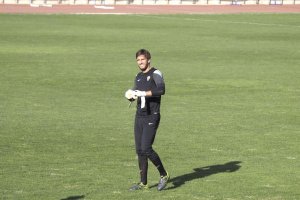 Julián Cuesta estuvo seguro bajo palos en Copa.