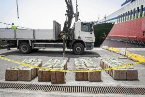 alijo de hachís en el Puerto de Almería