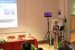 Mari Carmen Galera durante la Conferencia de Pontecagnano