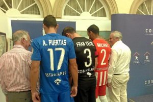 El equipo vive de espaldas a la realidad.