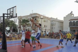 Baloncesto en la calle.