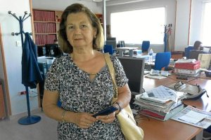 Ángeles González presenta hoy su libro en la Biblioteca de Roquetas. 