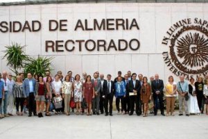 Foto de familia en la UAL.