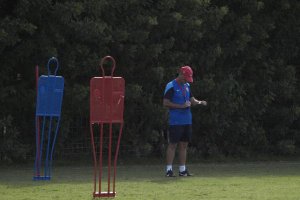 Rivera tiene doble ración de trabajo este jueves.