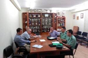 Martín Doblado junto a Rafael Martínez, Borbalán y la Guardia Civil.