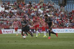 El Almería no encuentra el rumbo en la categoría.