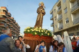 procesión de la imagen de San Francisco / Somos Albojenses
