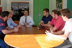 Valdivia con la delegación del URA