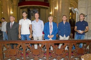 La Patrona de Almería ilumine al presidente y a su entrenador.