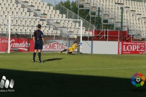 Hugo Eyre debutó contra el Mirandés.