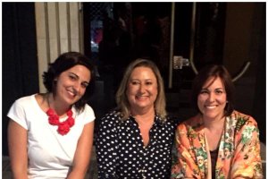 María del Mar Cervantes, María Rivera y Paula Cervantes son farmacéuticas almerienses.