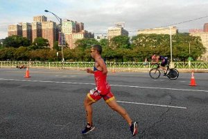 Jairo Ruiz por las calles de Chicago.