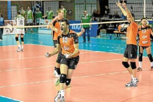 Juan Carlos Barcala lidera a CAI Teruel.