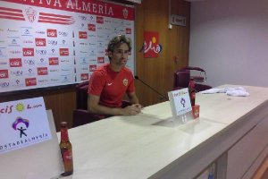 El capitán rojiblanco en rueda de prensa.