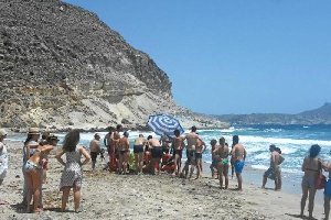 Rescate este verano de una mujer en la Cala del Plomo.
