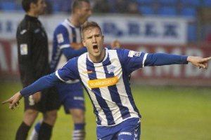 Raúl García, ex-rojiblanco en el Alavés.