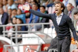 Luis Milla supo esperar su momento en el partido.