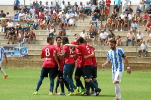 Los jugadores del Depor celebran el empate.
