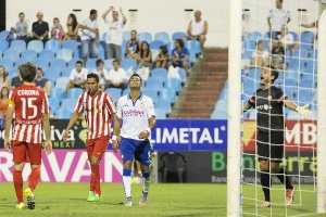 Una jugada del partido con Casto.