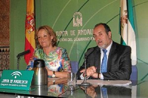 La consejera con el delegado de Agricultura