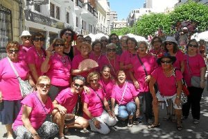 Desde Pechina llegaron estas amigas con su lema ‘Ponte en Marcha’
