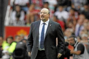 Rafa Benitez ya está a dos puntos del Barça..