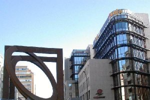 Sede central de Grupo Cajamar en la Plaza Barcelona de Almería