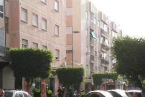 Incendio de cables en un local de hostelería en Calzada de Castro.