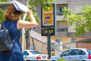 Los termómetros han llegado en julio a los 45 grados