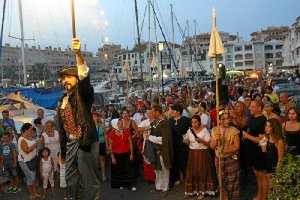 Imagen del desembarco pirata