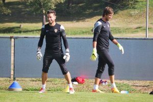 Los dos porteros del nuevo Almería.