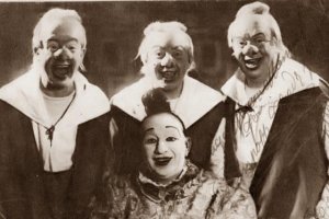 De izquierda a derecha los payasos Pompoff, Thedy, Nabucodonosorcito y Zampabollos