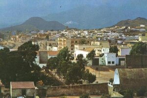 El viejo Cine Tenis de Garrucha se encontraba en los confines del Malecón rodeado de eucaliptos