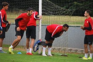 Ejercicios de fuerza esta mañana en La Fresneda.