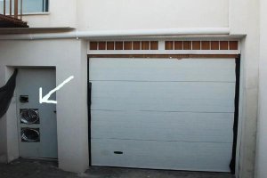 Ventilación junto al garaje, en una imagen difundida por la Policía Nacional