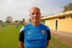 Miguel Rivera ha dado la lista de convocados para Deserts.