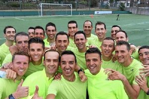 Buen rollo entre los colegiados de Primera División.