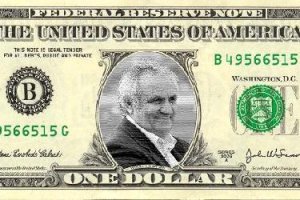 Alfonso García se ha convertido en el rey del dólar.