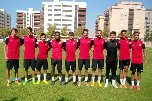 Diamantes rojiblancos en manos de Miguel Rivera.
