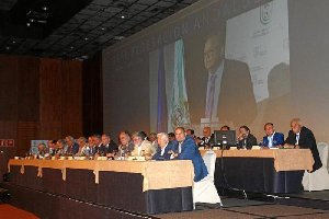 Eduardo Herrrera reune en Sevilla a todo el fútbol de Andalucía.