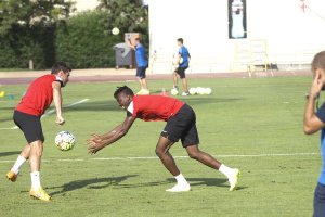 Jonathan Zongo en el entrenamiento antes de lesionarse.