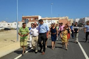 Visita a los nuevos accesos de concejales y vecinos