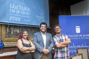 Encuentro informativo con Antonio Jesús Rodríguez, Gloria Zapata y Paco Cañizares.