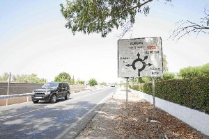 Si se sigue la señal debería ser fácil, pero no lo es. 