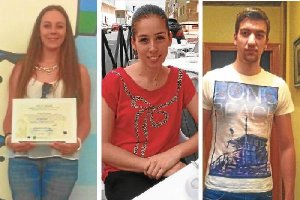 Los tres estudiantes de FP premiados.
