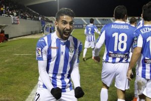 Chuli celebrando un gol con el Leganés.