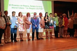 Foto de familia de los premiados tras la entrega en el Museo de Almería.