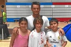 Álvaro Sánchez sube a lo más alto del podio en Madrid.