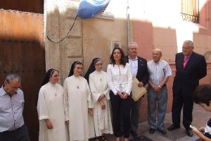 La Asociación de Vecinos Casco Histórico y las religiosas de Las Puras