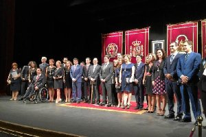 Uno de los momentos que se vivieron el sábado en el pleno municipal de Almería.